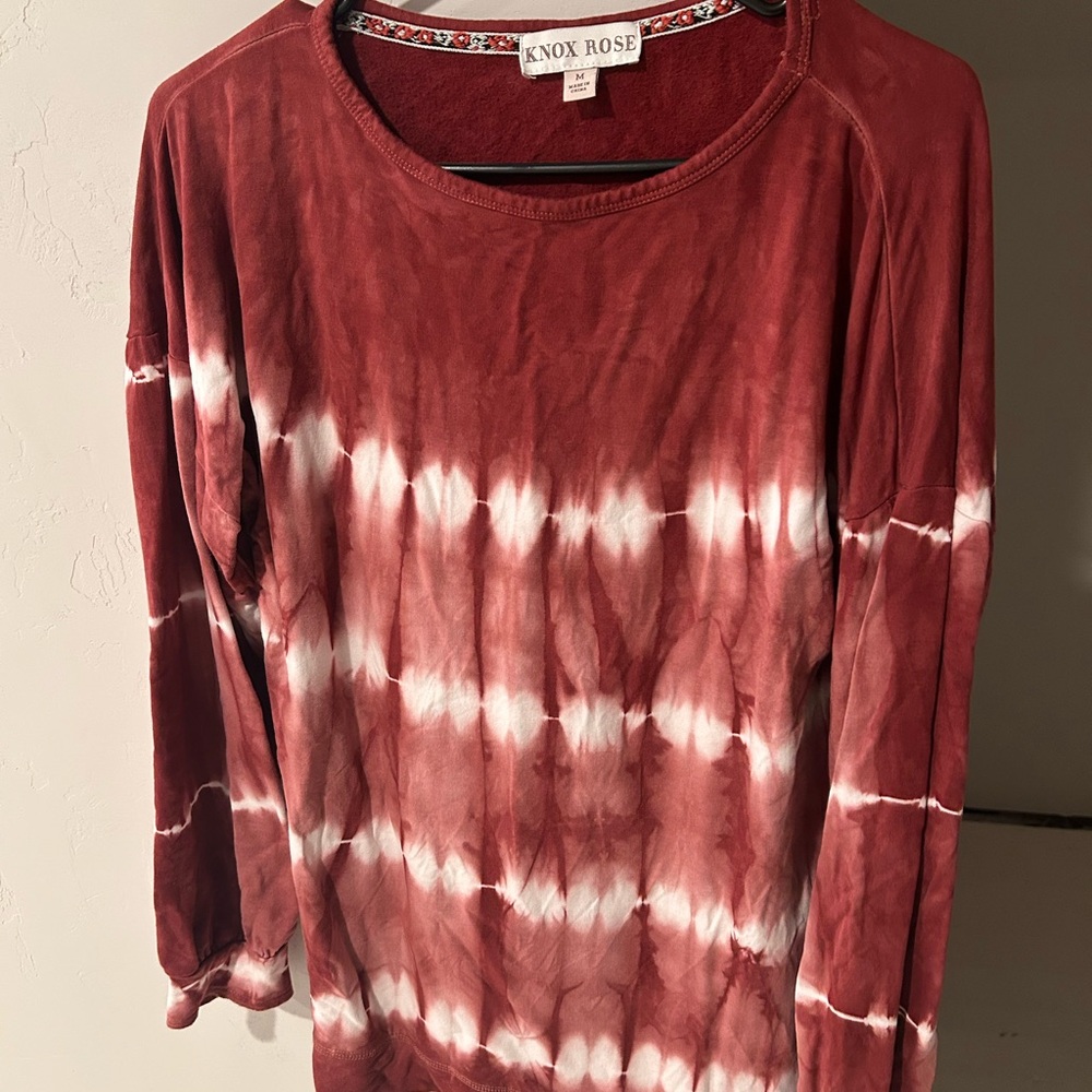Knox Rose Women's Red Tie-Dye Top